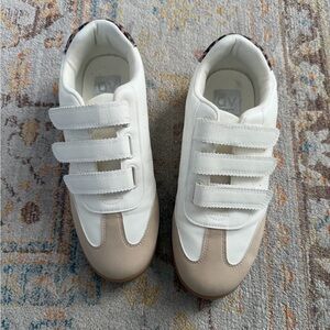 DV by Dolce Vita Cheetah Sneakers